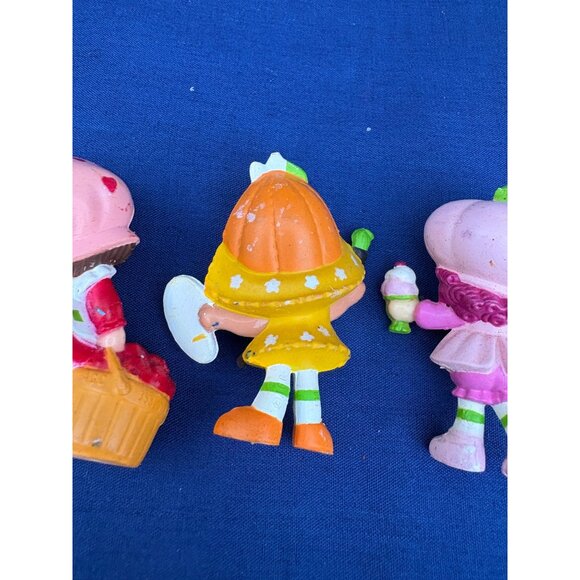 Vintage Strawberry Shortcake Figurines Set Of 5 Toys Miniatures 1980s - Picture 9 of 12